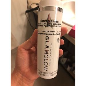 GLAMGLOW Supercleanse: Mud to Foam